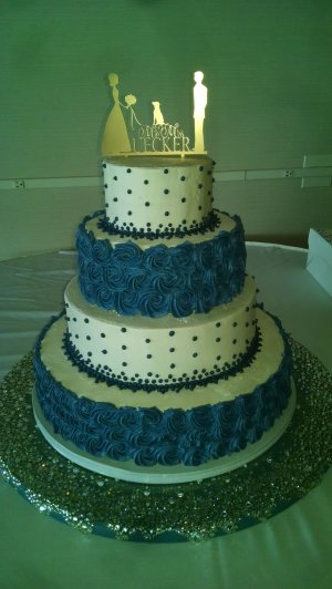 16---blue--white-ruffle