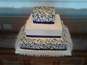 black_scroll_cake