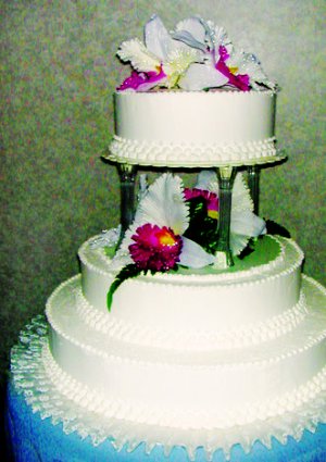 la_sures_wedding_cake2